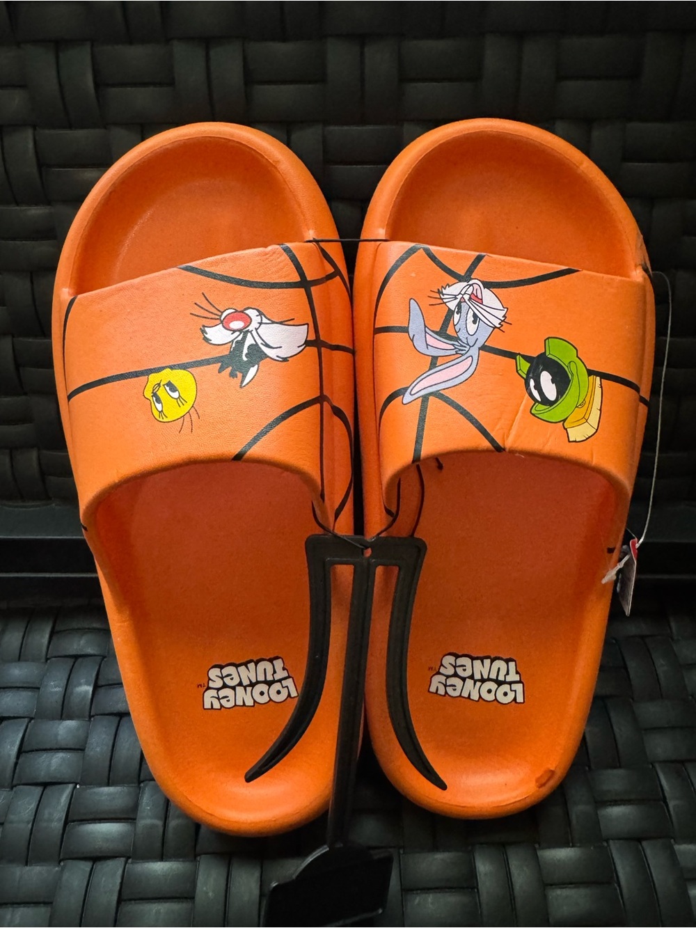 Looney Tunes Funny Orange Slides Tweety Bugs Bunny Sylvester Marvin Size 12/13